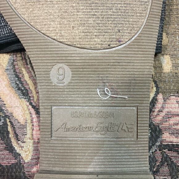 Black and Silver Stretchy American Eagle Sandals - Picture 11 of 13